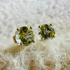 Zielony ametyst (prasiolit)