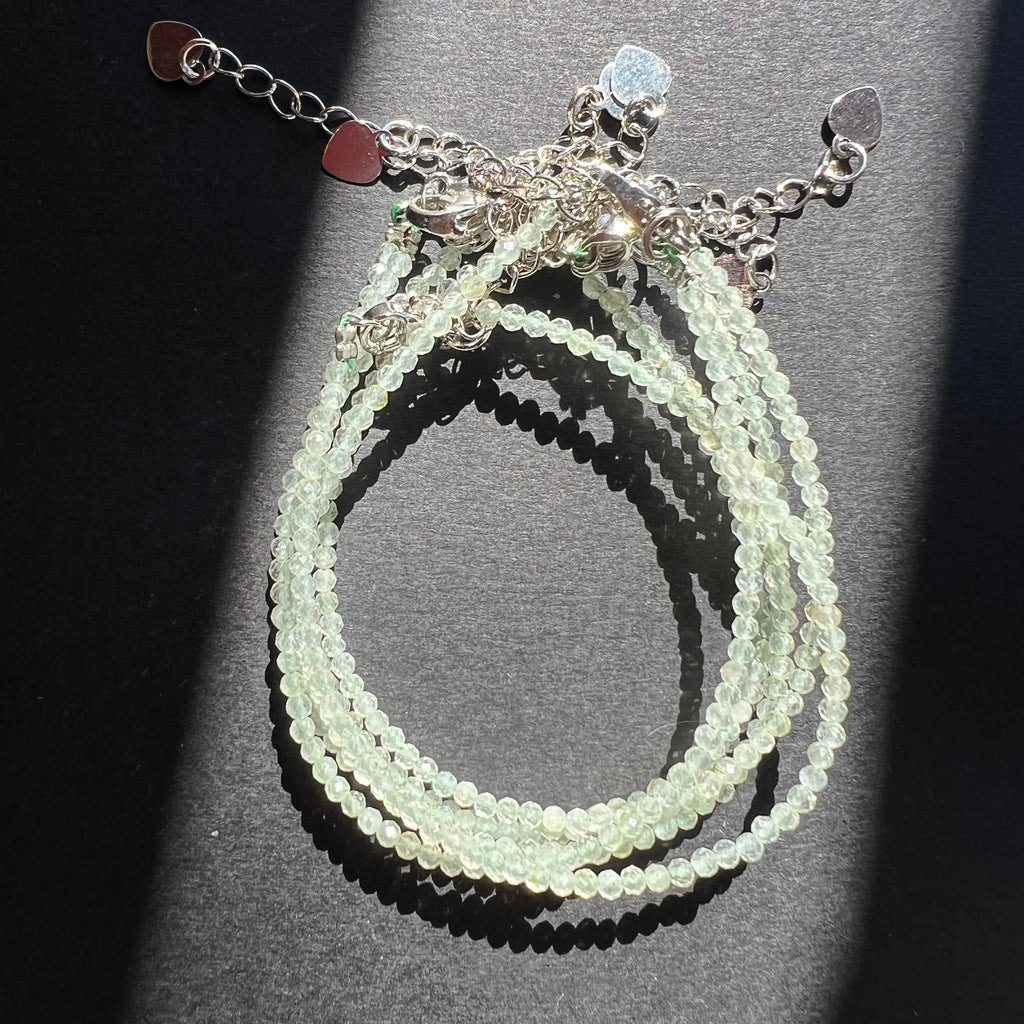 Bratari pietre semipretioase, rubin,safir, turmalina,selenit, druzy.ro