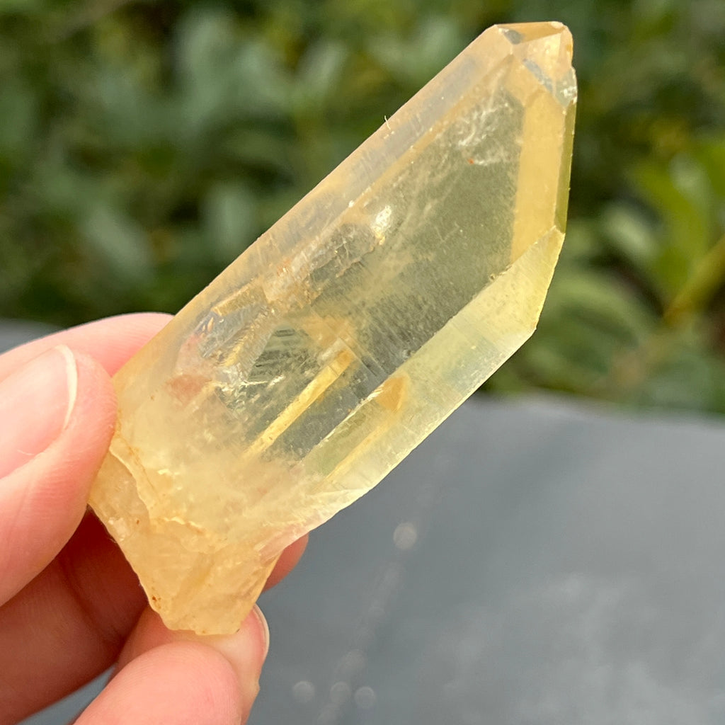 Varf citrin mina Luena, Congo model 23, pietre semipretioase - druzy.ro 1 