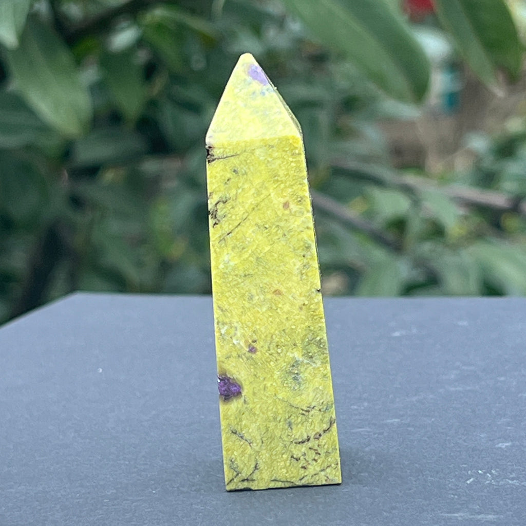 Obelisc atlantisit (stichtit, serpentin) model 4, pietre semipretioase - druzy.ro 4 
