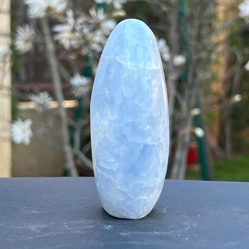 Calcit albastru structura forma libera din Madagascar model 4, druzy.ro, cristale 3