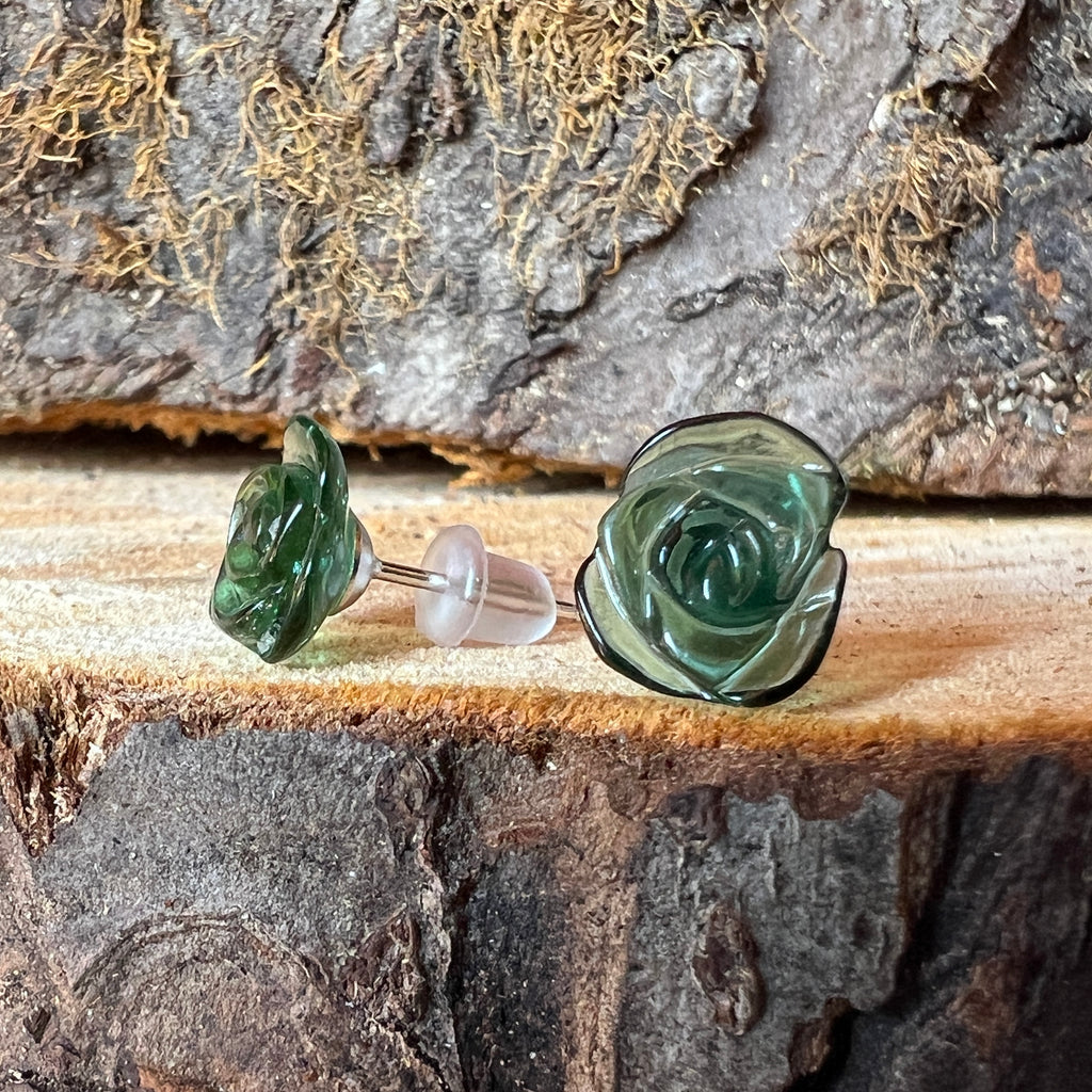 Cercei stud turmalina verde din argint model Flower#1, pietre semipretioase - druzy.ro 2 