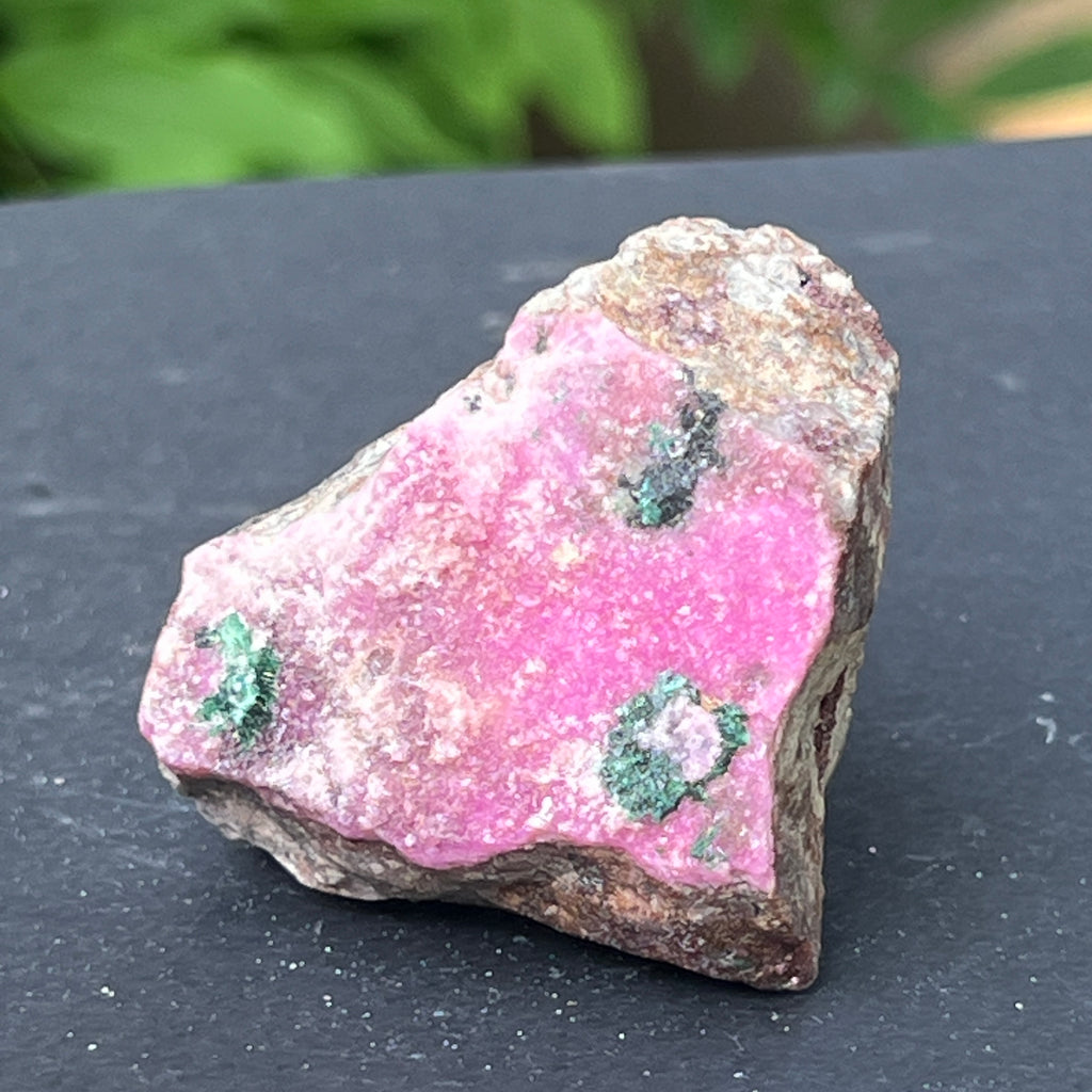Dolomit roz Salrose insertii malachit piatra bruta m31, pietre semipretioase - druzy.ro 2 
