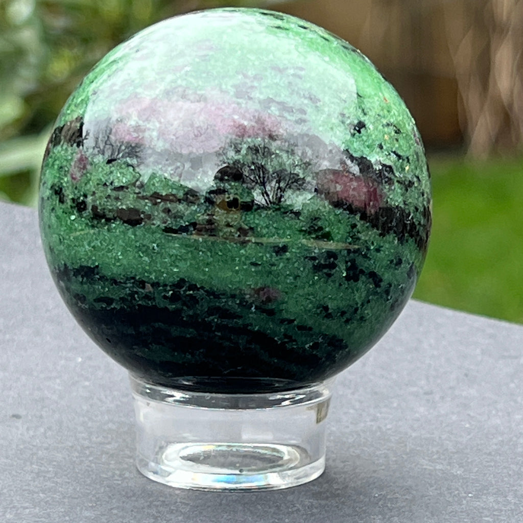 Sfera rubin in zoisit model 3, pietre semipretioase - druzy.ro 9 
