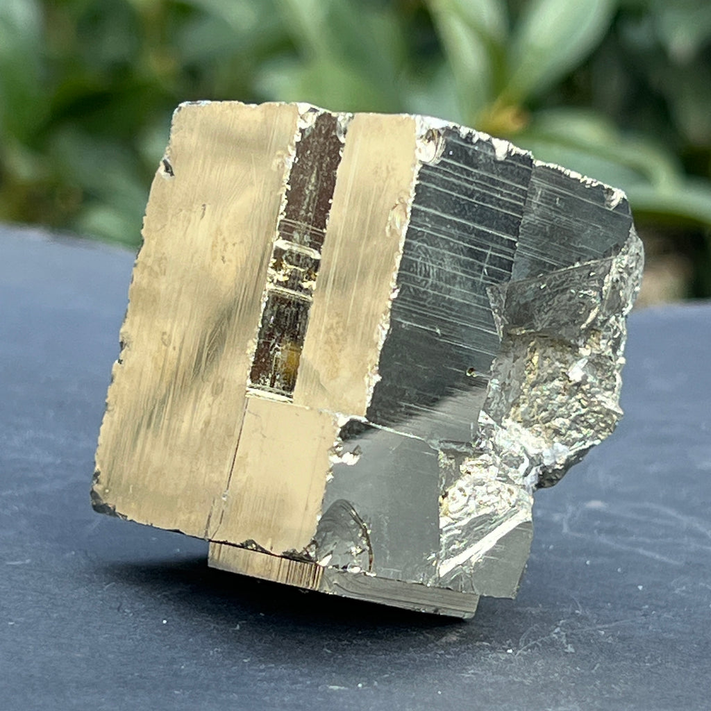 Specimen pirita Peru cluster model 4, pietre semipretioase - druzy.ro 1 