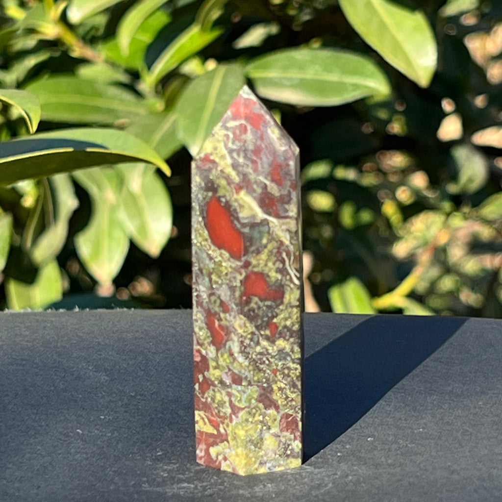 Obelisc piatra sangele dragonului (epidot&piedmontit) M1, pietre semipretioase - druzy.ro 4 