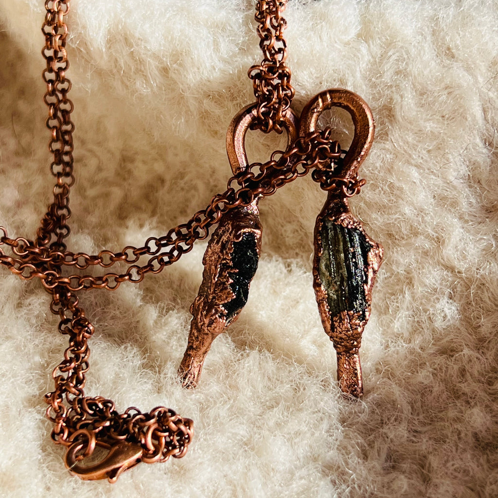 Colier moldavit cupru, druzy.ro, cristale 2