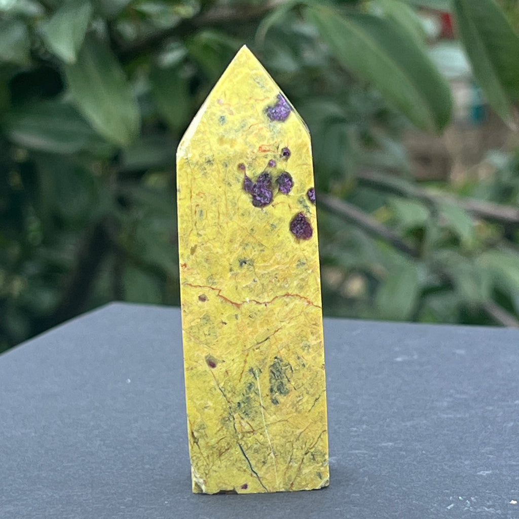 Obelisc atlantisit (stichtit, serpentin) model 3, pietre semipretioase - druzy.ro 4 