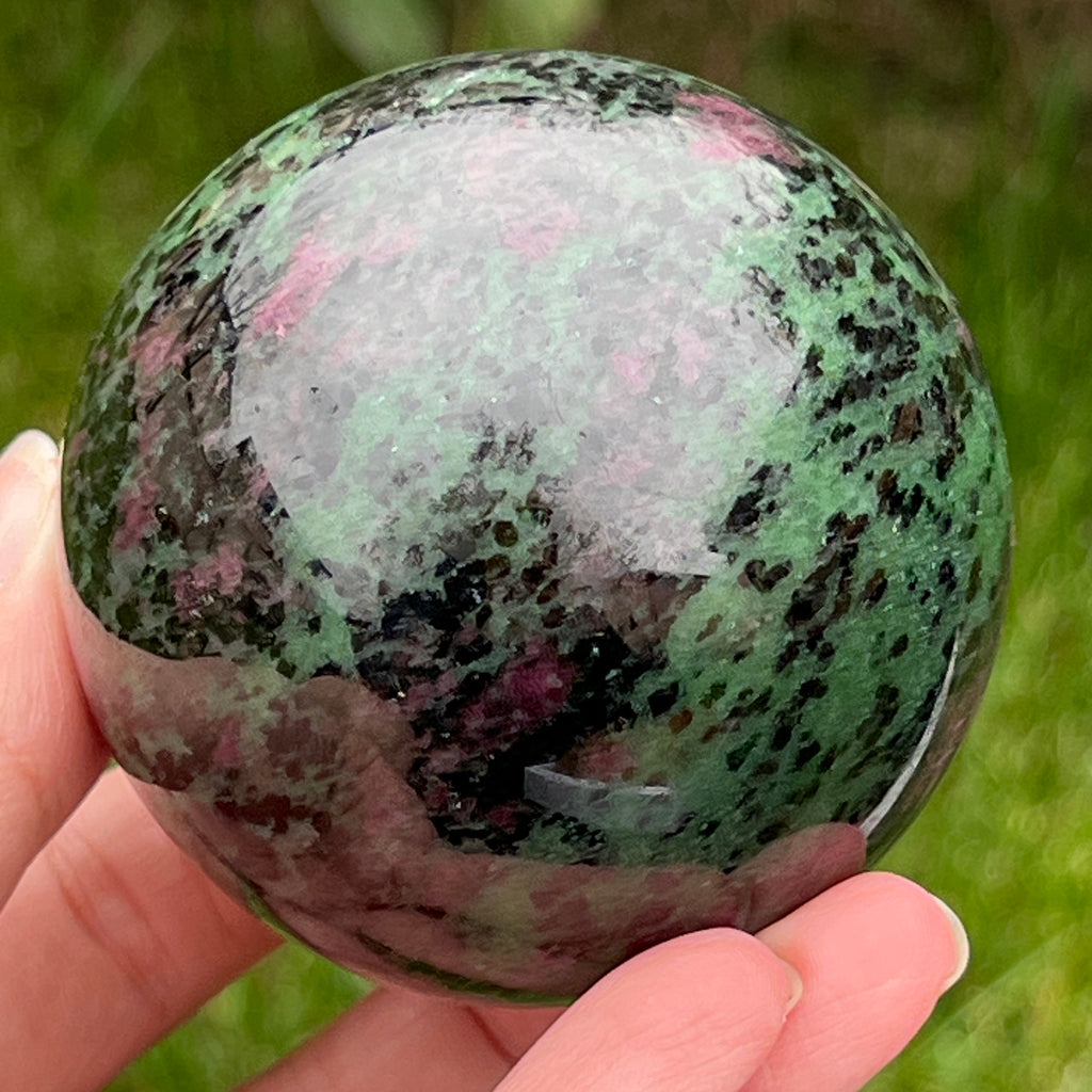 Sfera rubin in zoisit model 2, pietre semipretioase - druzy.ro 9 