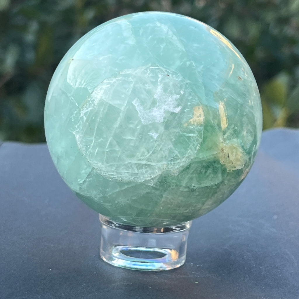Sfera fluorit verde model 2, pietre semipretioase - druzy.ro 10 