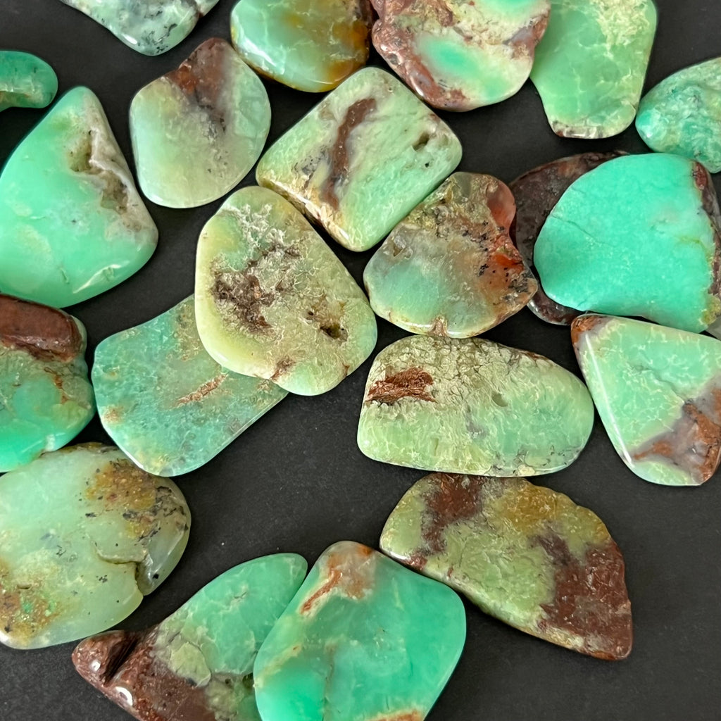 Crisopraz Australia piatra rulata S, druzy.ro, cristale 1