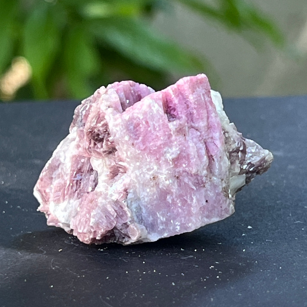 Turmalina roz bruta m16, pietre semipretioase - druzy.ro 1 