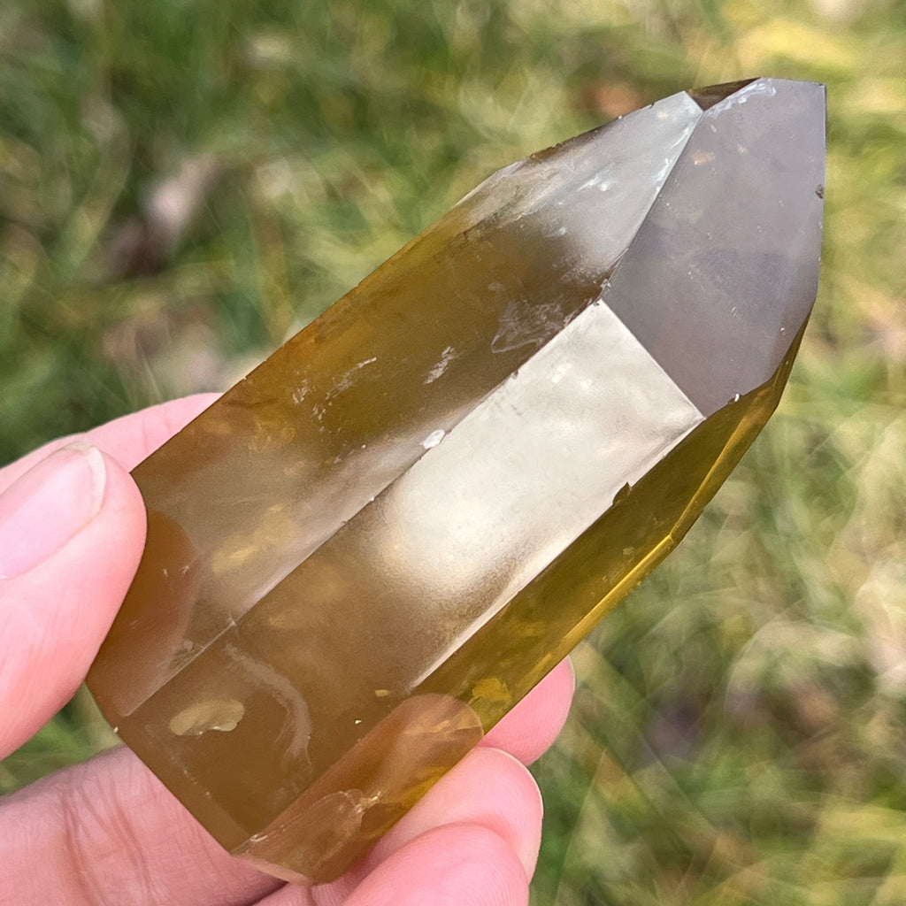 Obelisc citrin Brazilia calitate Extra AAA model 4, pietre semipretioase - druzy.ro 17 