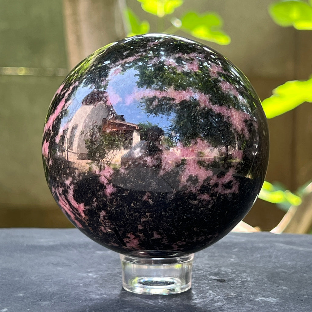 Sfera rodonit Madagascar model 1, pietre semipretioase - druzy.ro 1 