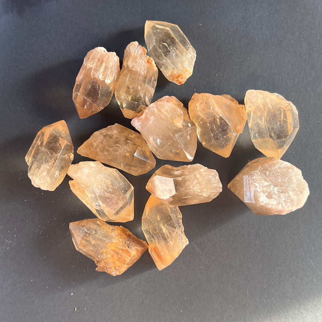 Varf citrin mina Luena, Congo, pietre semipretioase - druzy.ro 3