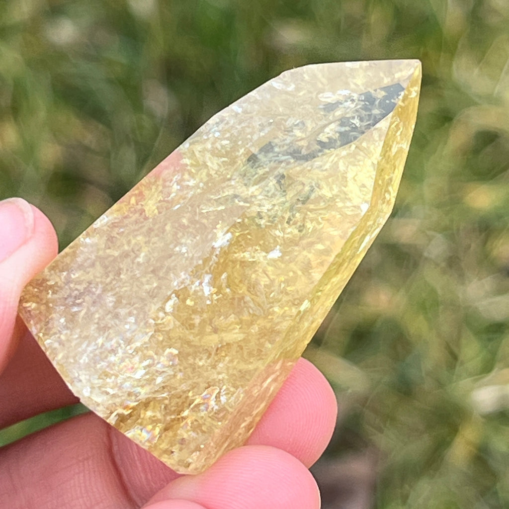 Obelisc citrin Brazilia calitate AAA model 6, pietre semipretioase - druzy.ro 9 