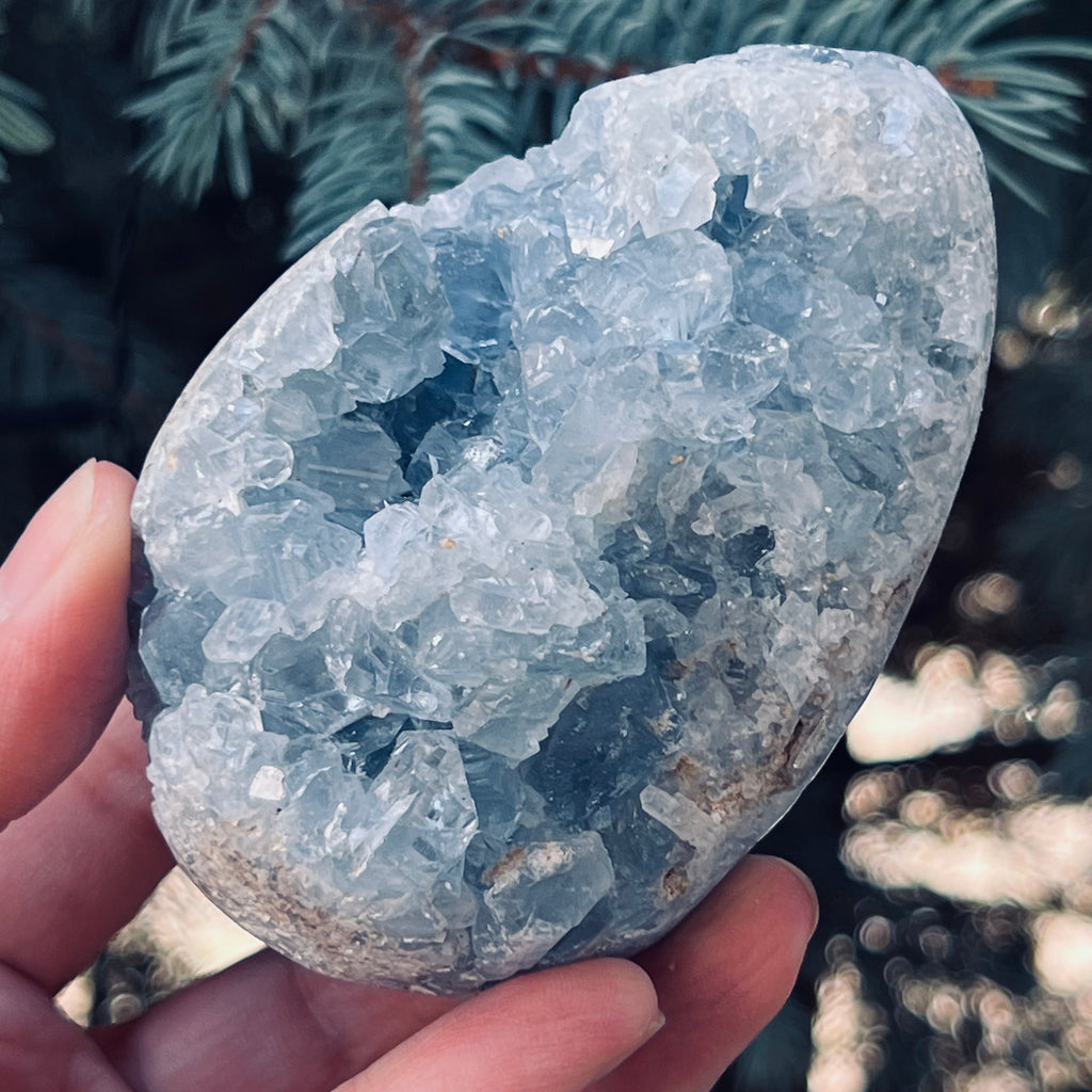 Ou geoda celestit /celestina model 68, druzy.ro, cristale 2