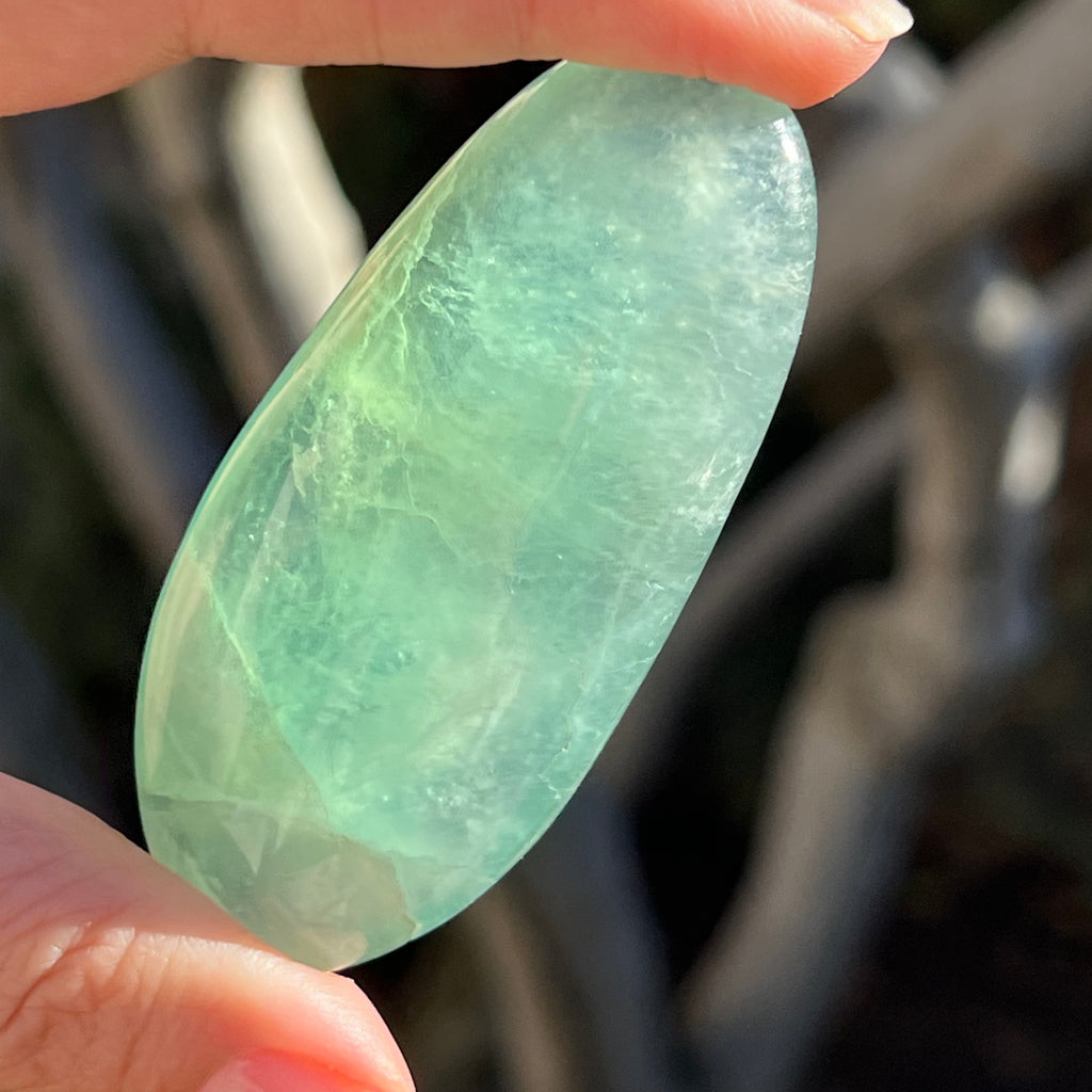 Palmstone fluorit verde model 4, din Madagascar, druzy.ro, cristale 5