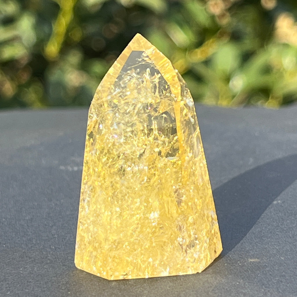 Obelisc citrin Brazilia calitate AAA model 6, pietre semipretioase - druzy.ro 4 