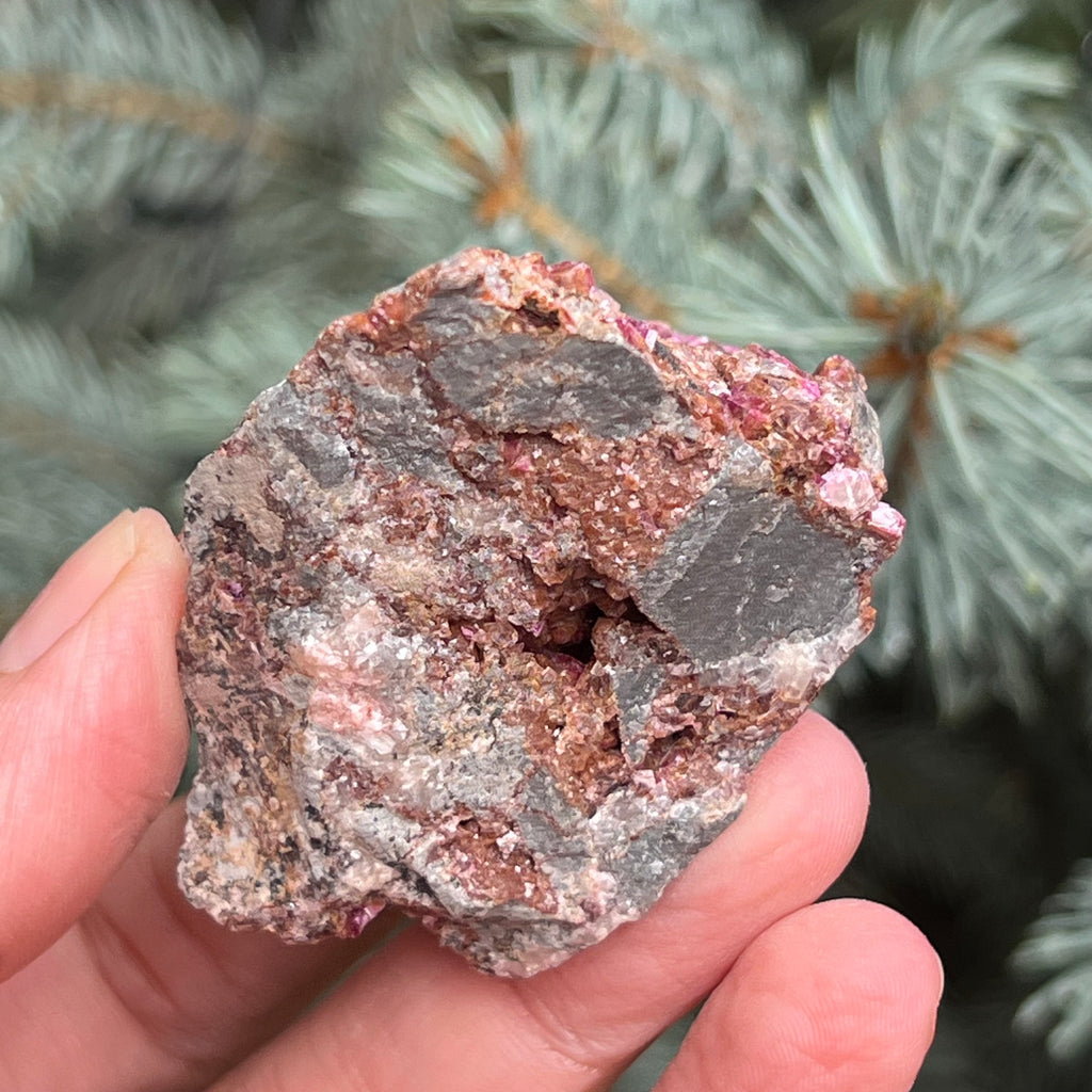 Dolomit roz Salrose piatra bruta m26, druzy.ro, cristale 6