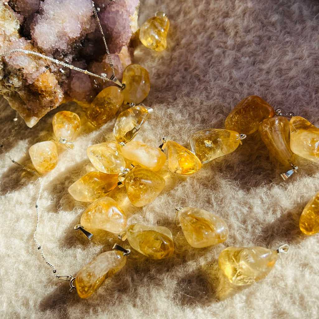 Pandantiv citrin 2-2.5 cm, calitate AA, druzy.ro, cristale 2