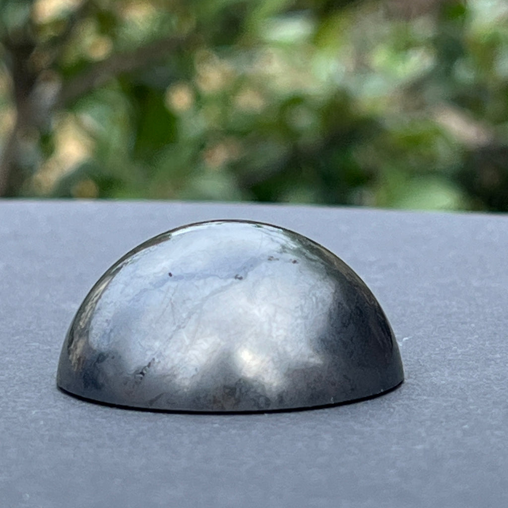 Semisfera shungit 4 cm, pietre semipretioase - druzy.ro 1 