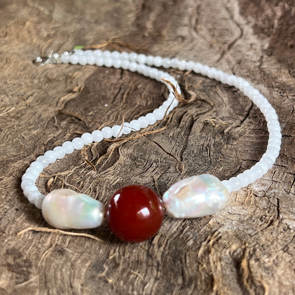 Colier jad alb, perle si carneol Rooted Glow#15, pietre semipretioase - druzy.ro 1 