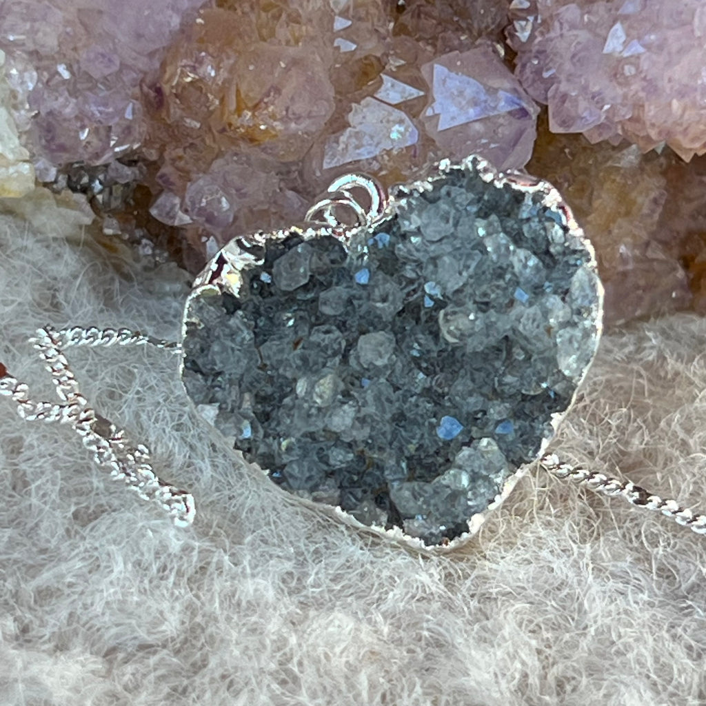 Pandantiv inima agat druzy placat cu argint din Brazilia model 4, druzy.ro, cristale 1
