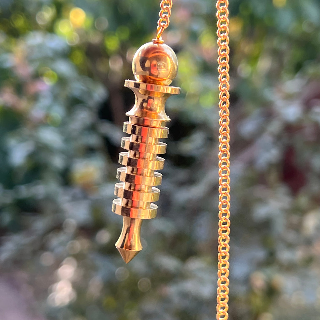 Pendul metal forma con Isis, druzy.ro, cristale 1