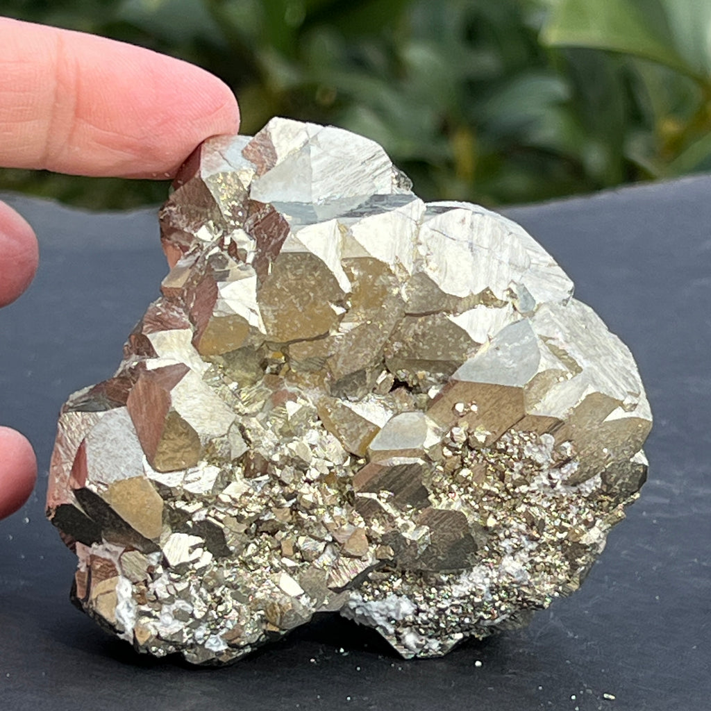 Specimen pirita Peru cluster model 9, pietre semipretioase - druzy.ro 3 