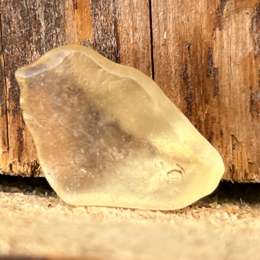 Tectita aurie sticla desertului Libia piatra bruta model 11, calitate AAA, pietre semipretioase - druzy.ro 1 