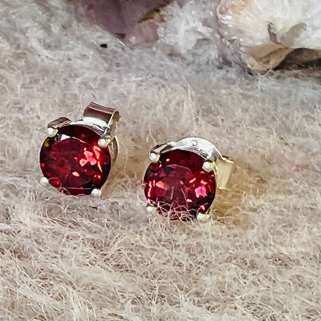 Cercei stud granat 6 mm argint, druzy.ro, pietre semipretioase 4