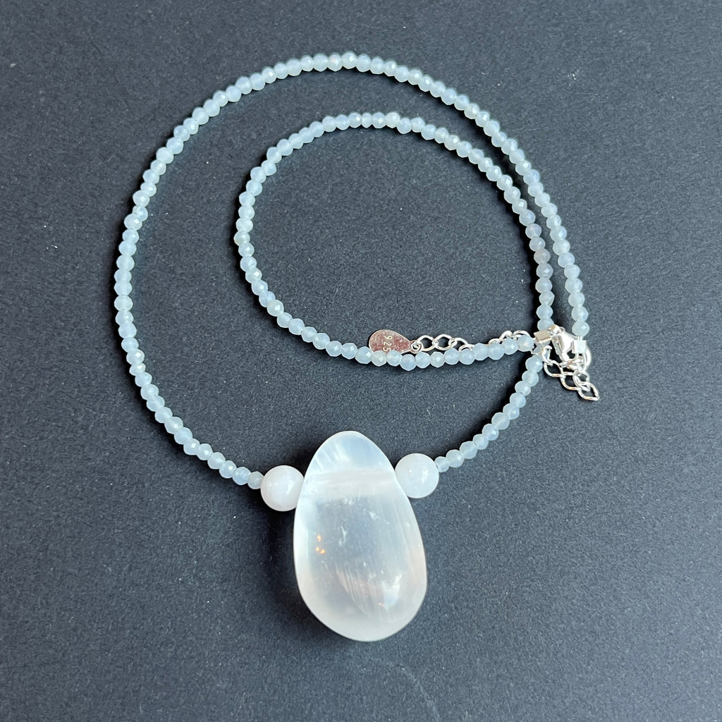 Colier angelit si selenit Celestia#72, pietre semipretioase - druzy.ro 1 