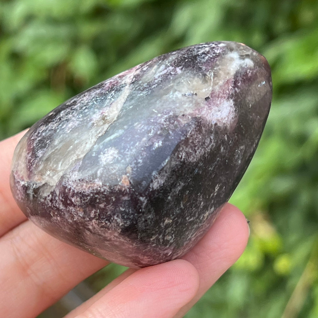 Lepidolit palmstone m2, druzy.ro, cristale 3