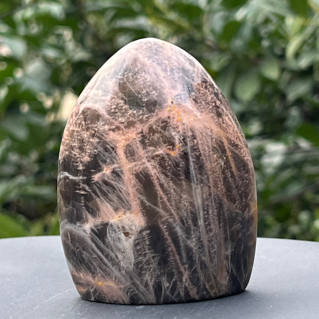 Sculptura forma libera piatra lunii gri model 2, pietre semipretioase - druzy.ro 4 