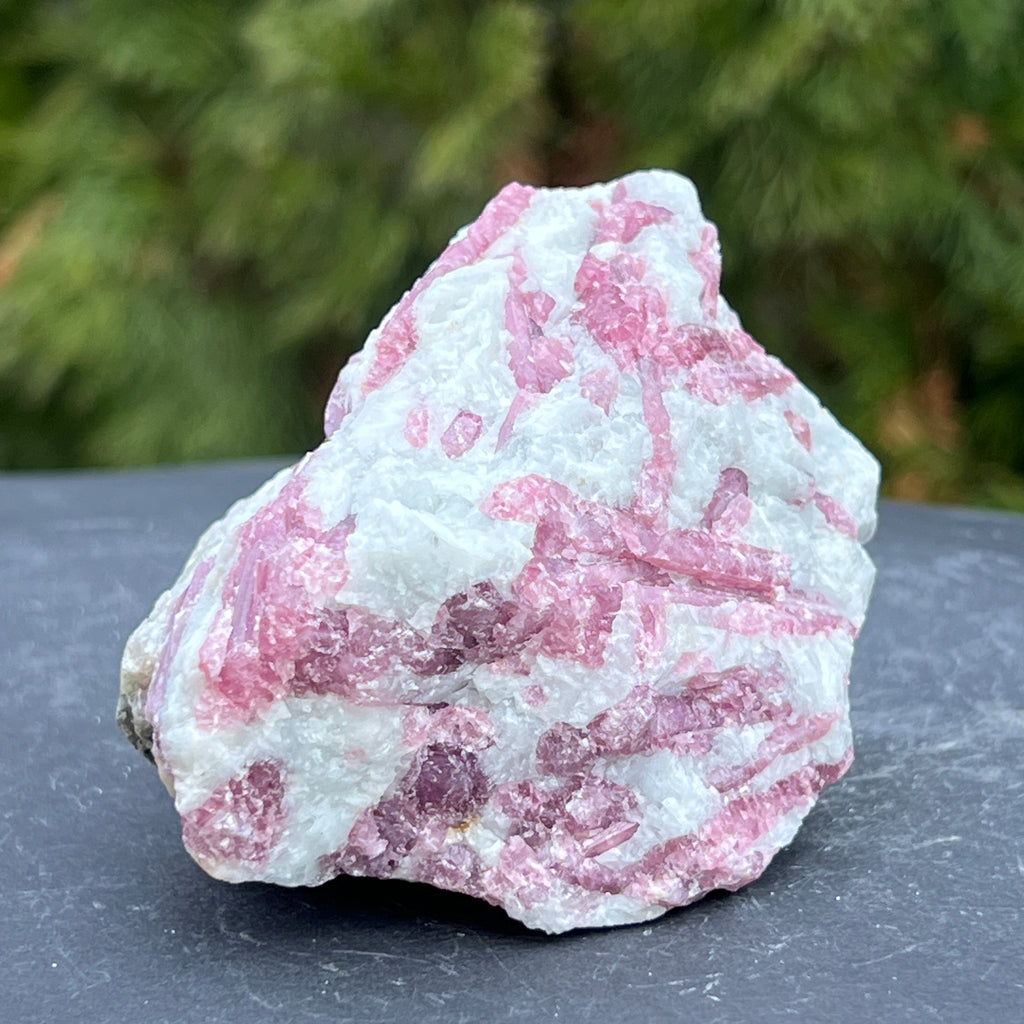 Rubelit/ turmalina roz A piatra bruta din Brazilia m2, pietre semipretioase - druzy.ro 3 