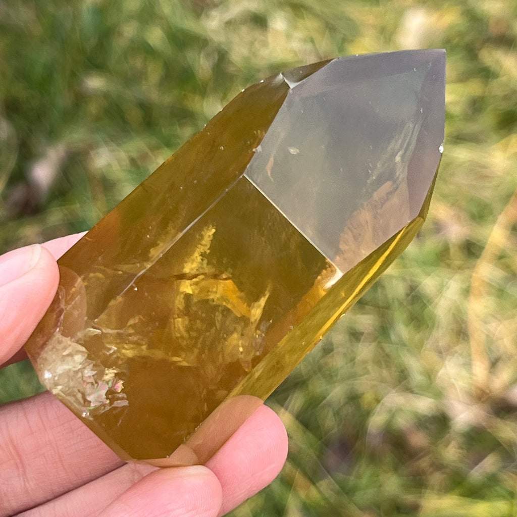 Obelisc citrin Brazilia calitate Extra AAA model 4, pietre semipretioase - druzy.ro 8 