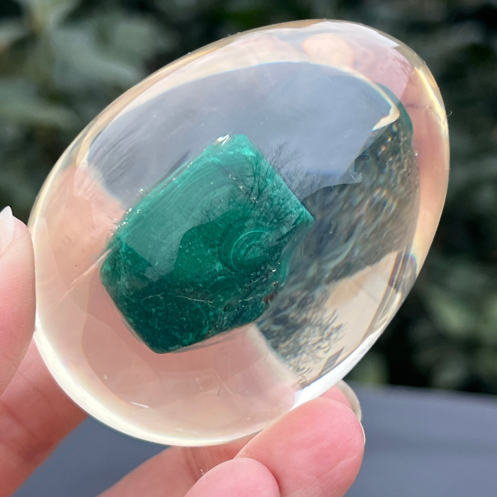 Ou malachit in rasina din Congo model 1, pietre semipretioase - druzy.ro 7 