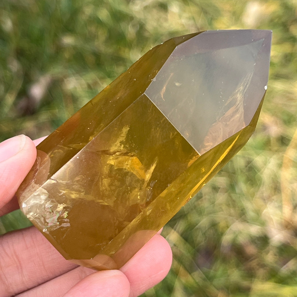 Obelisc citrin Brazilia calitate Extra AAA model 4, pietre semipretioase - druzy.ro 10 