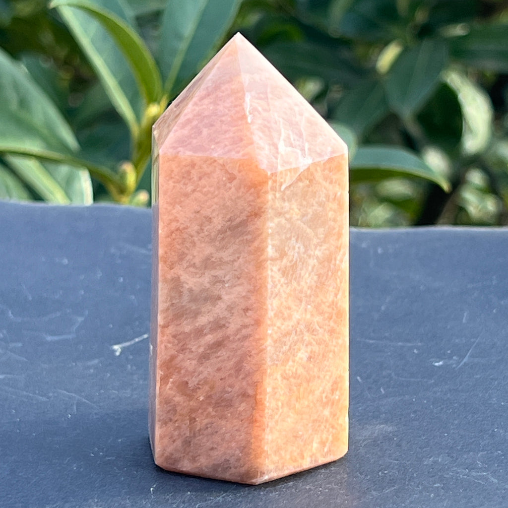 Obelisc piatra lunii somon model 2, pietre semipretioase - druzy.ro 5 
