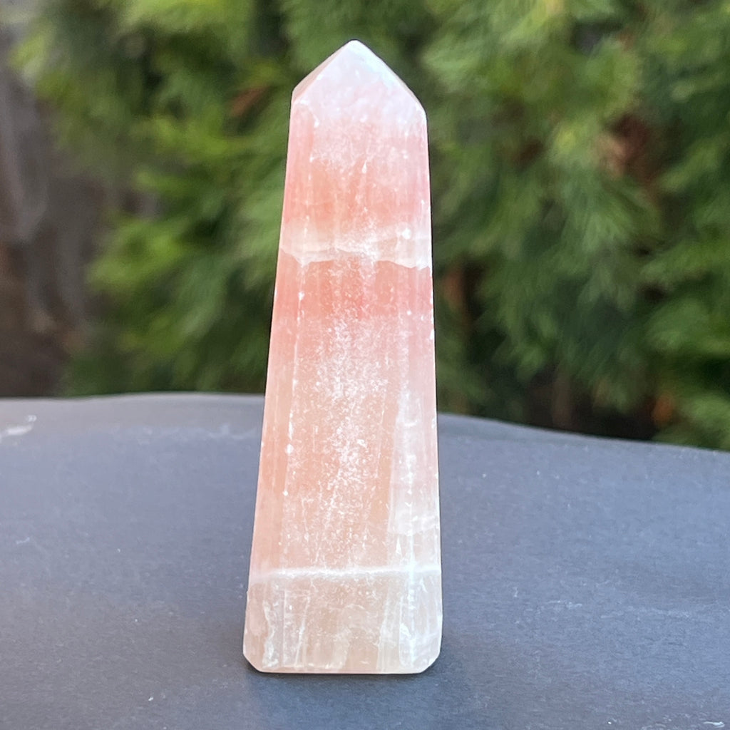 Obelisc calcit roz model 2, pietre semipretioase - druzy.ro 1 