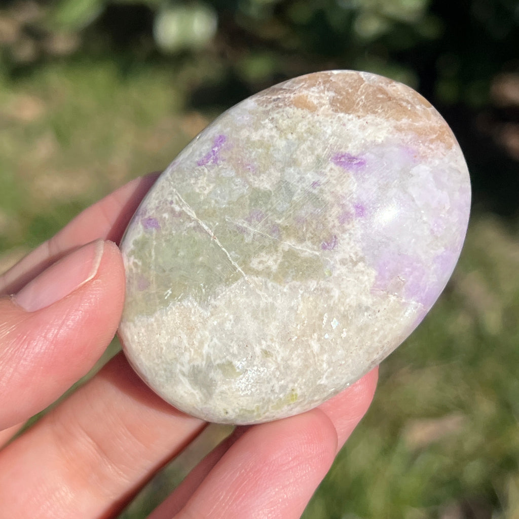 Hackmanit mov Uv reactive palmstone m12, pietre semipretioase - druzy.ro 4 