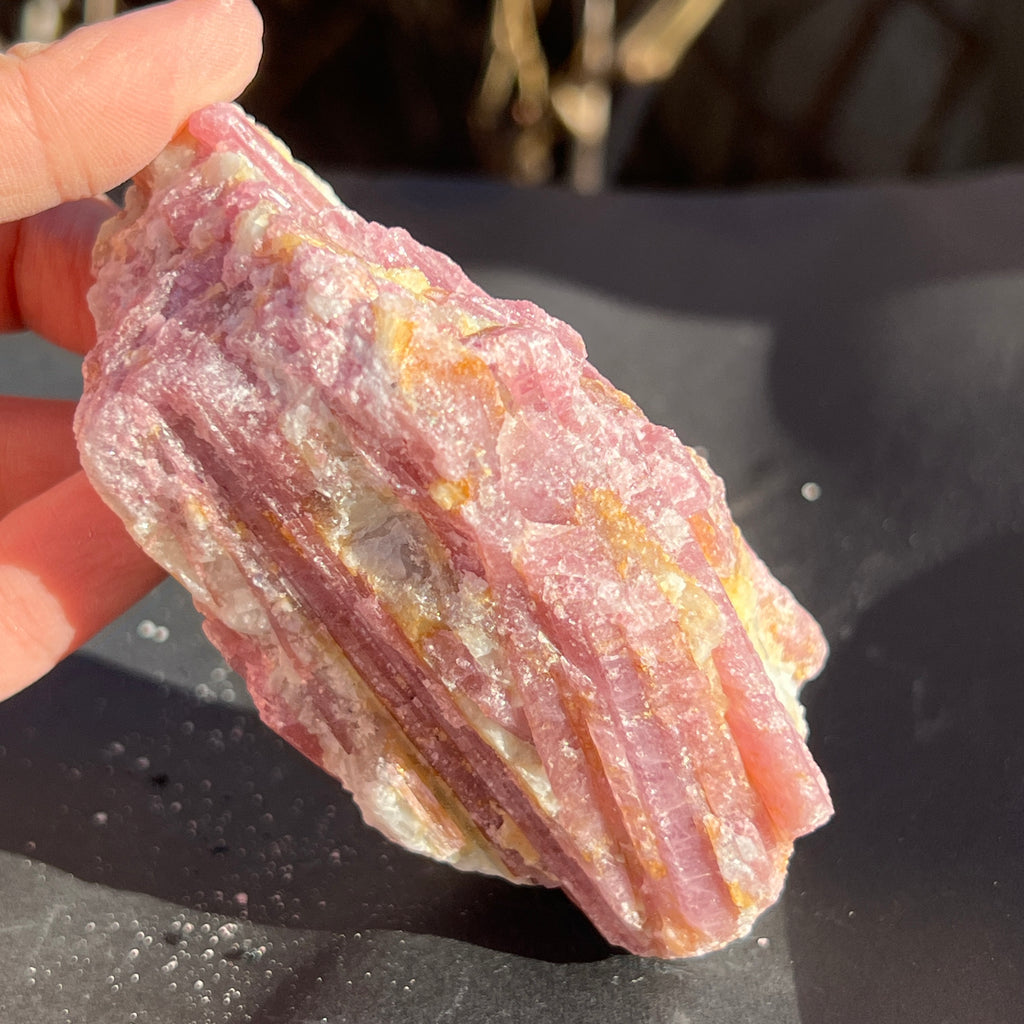 Rubelit/ turmalina roz A piatra bruta din Brazilia m6, pietre semipretioase - druzy.ro 3 