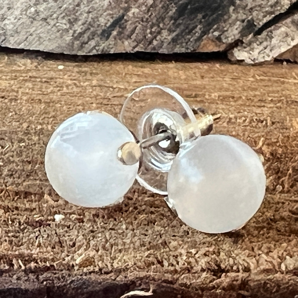 Cercei stud selenit 8 mm, pietre semipretioase - druzy.ro 2 