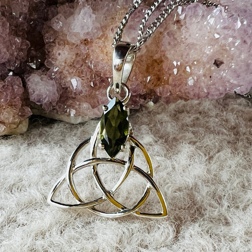 Pandantiv moldavit Triquetra, pietre semipretioase - druzy.ro 3 