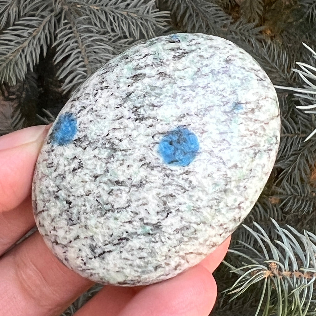 Palmstone K2 Granit cu azurit model 1, pietre semipretioase - druzy.ro 2 