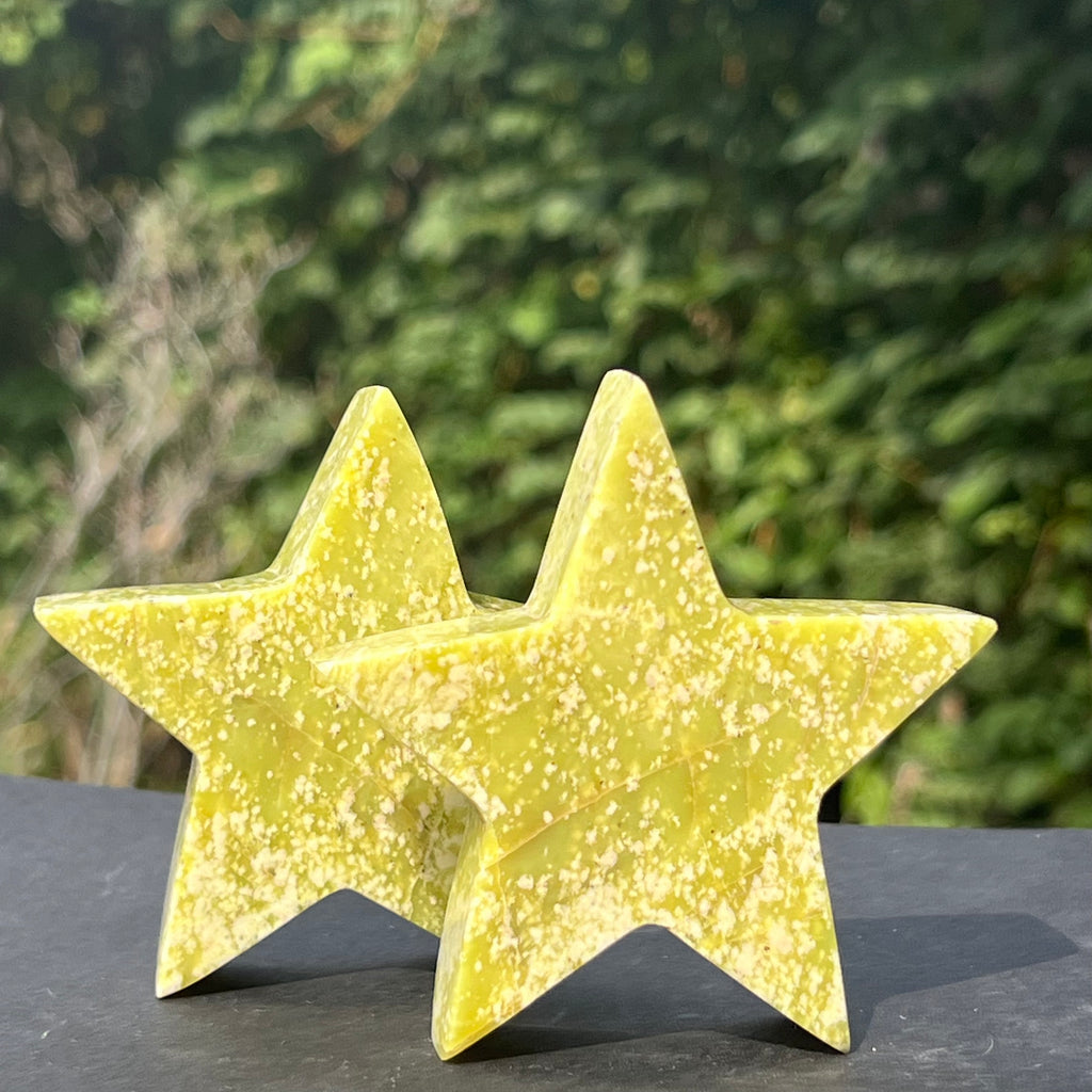 Serpentin forma stea 8 cm * 2 cm, druzy.ro, cristale 1