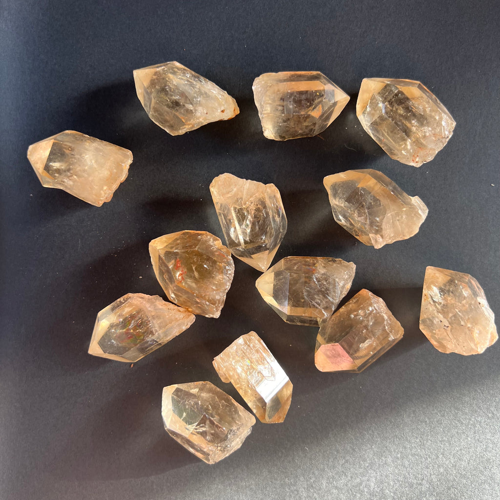 Varf citrin Rainbow mina Luena, Congo, pietre semipretioase - druzy.ro 2