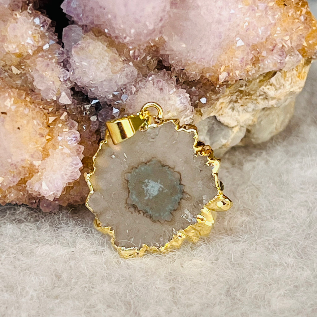 Pandantiv placat cu aur ametist stalactit druzy Uruguay model 5, druzy.ro, cristale 3