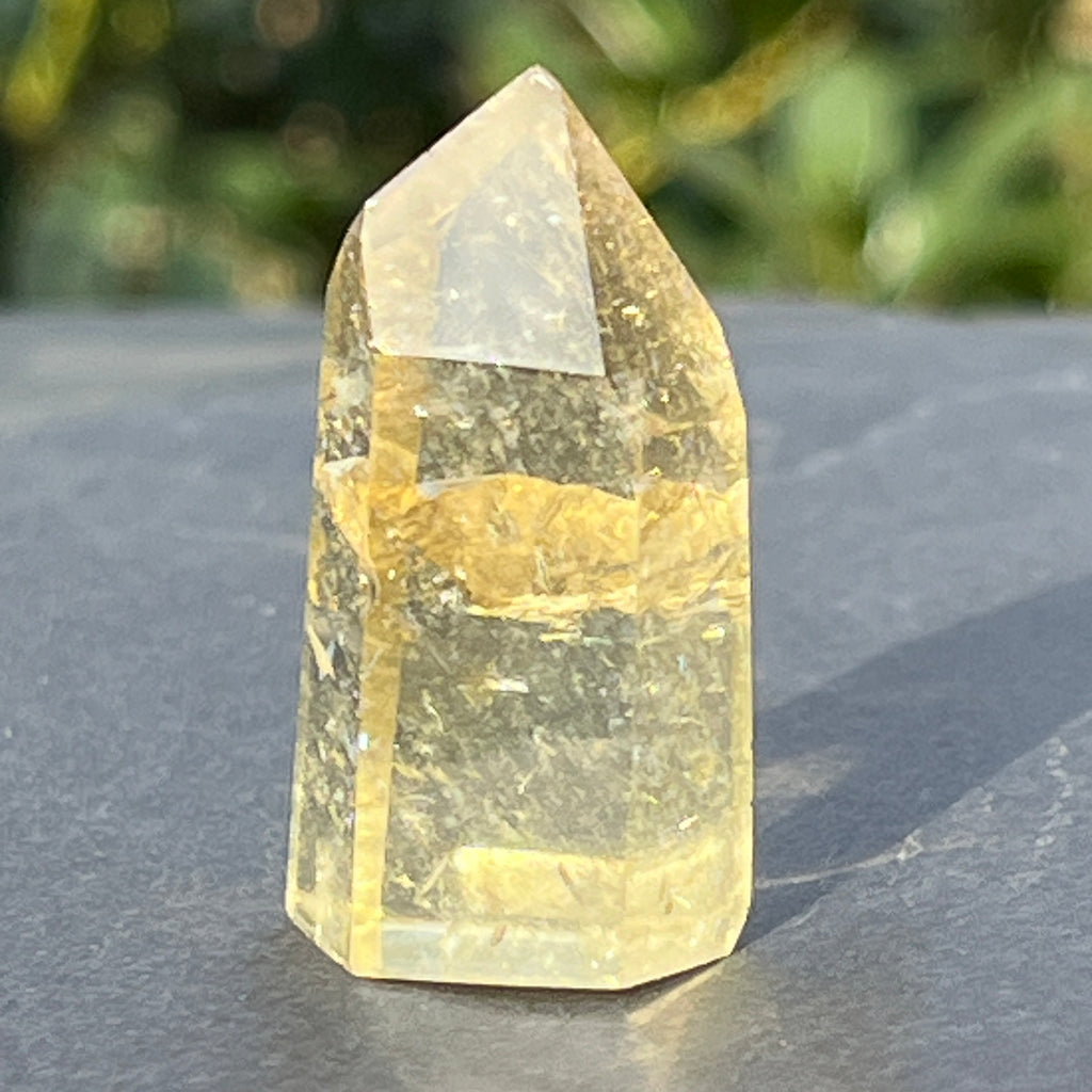 Obelisc citrin Brazilia calitate AAA model 5, pietre semipretioase - druzy.ro 1 